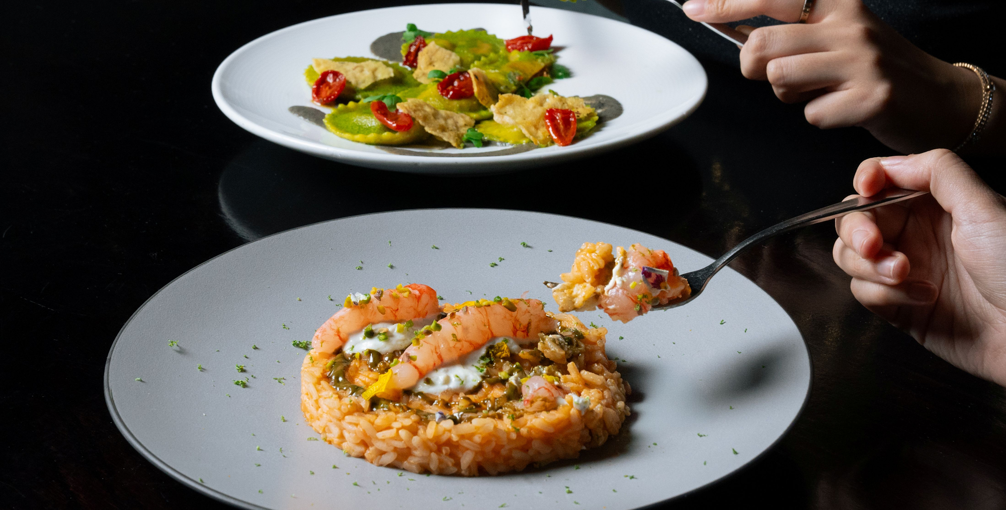 Qian Jiao Bai Wei – The Essence of Heat menu